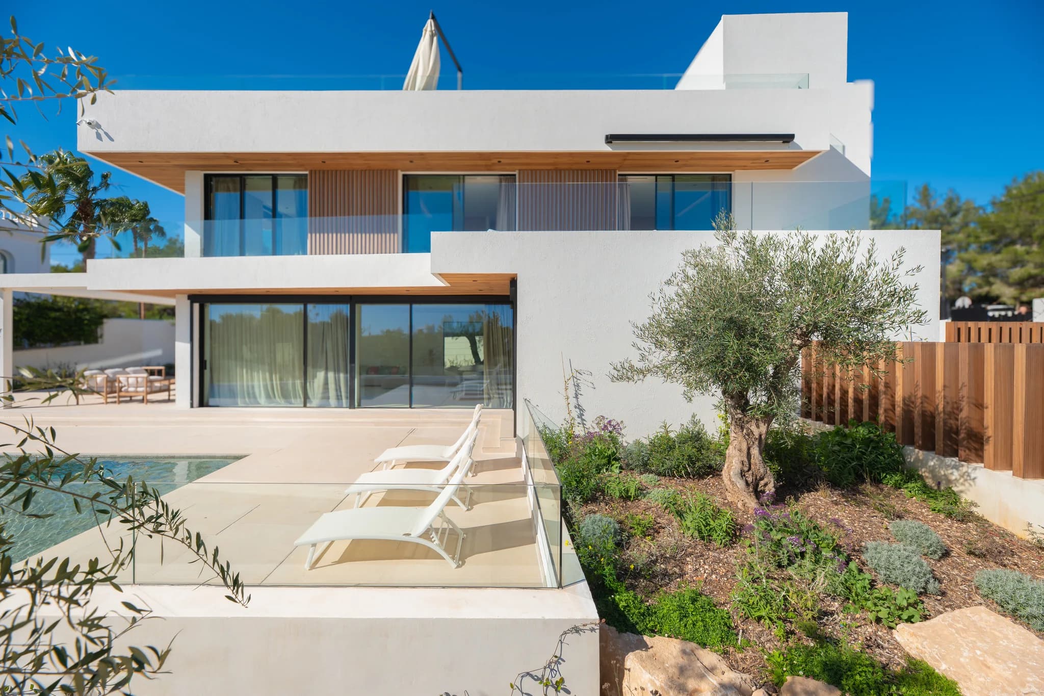 The villa and pool terrace
