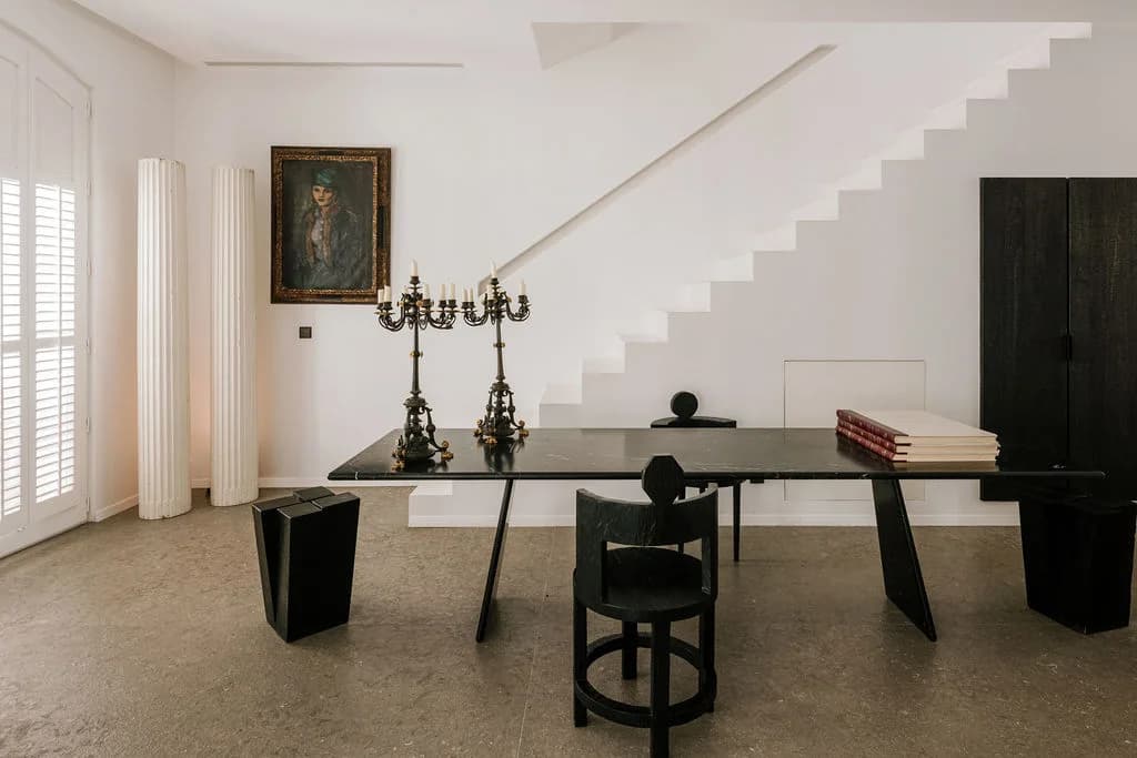 Dining room beneath the stairwell